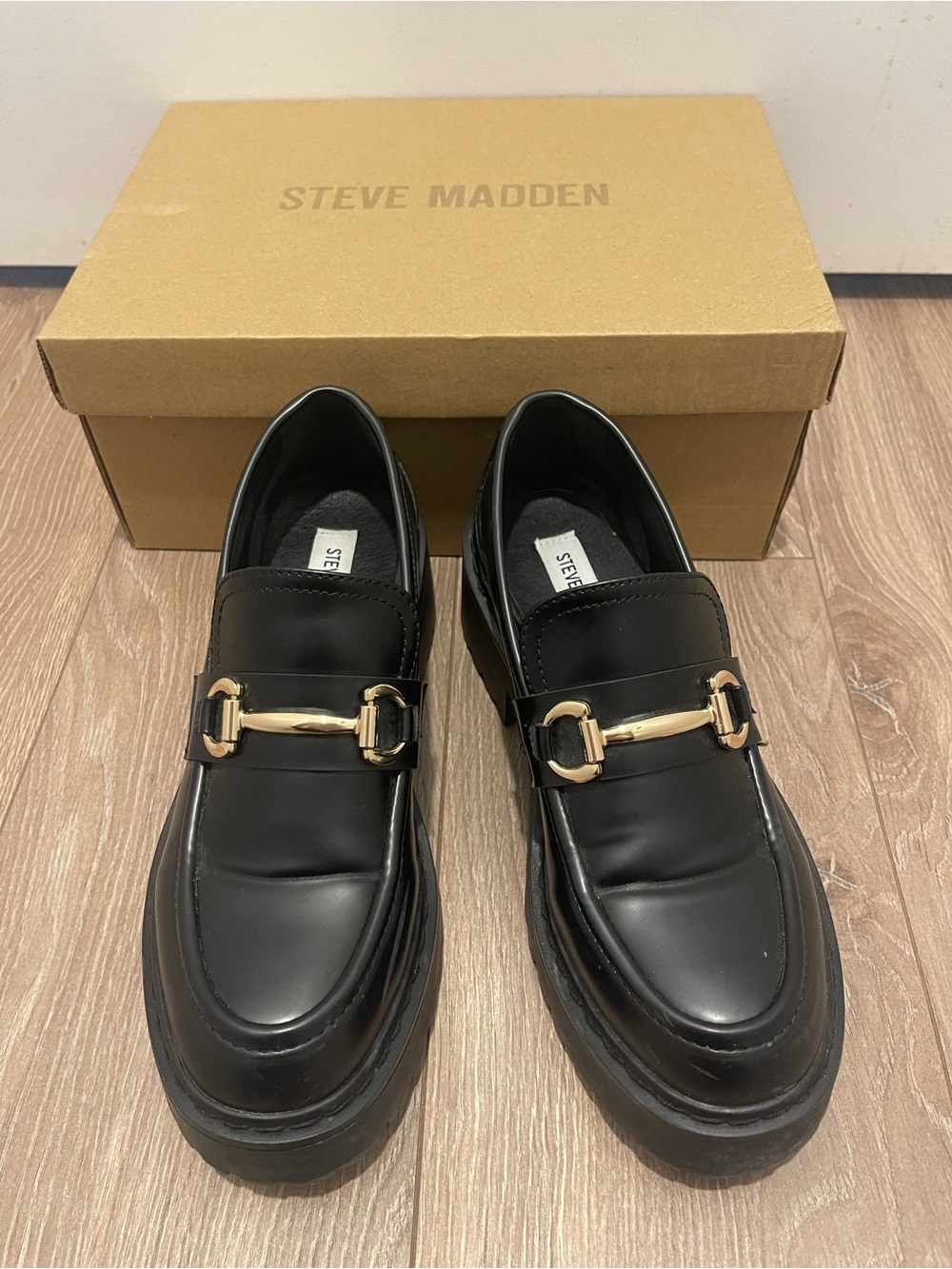 Steve Madden Black Leather Loafers with Gold Horsebit